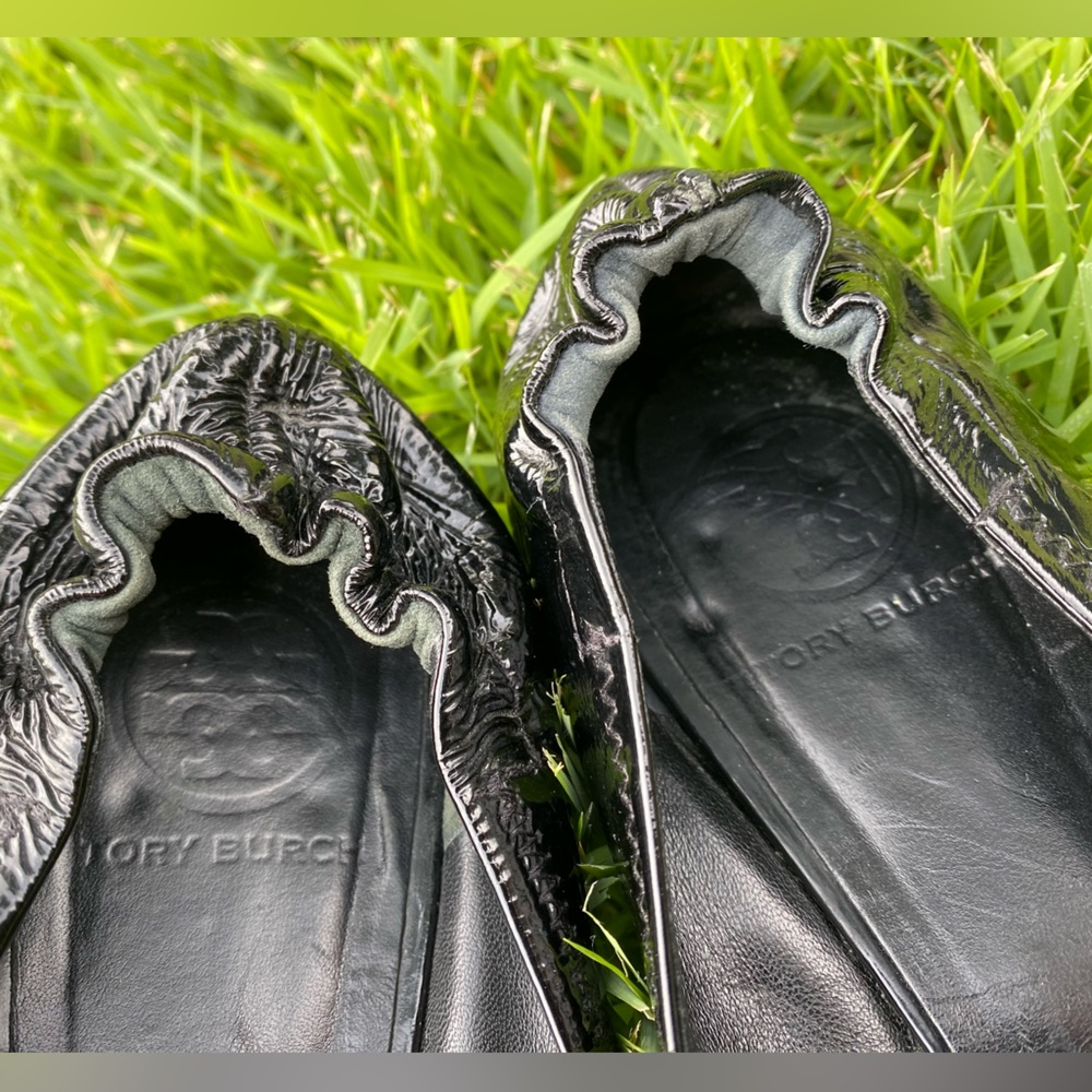 Tory Burch, black patent leather, flats - Picture 6 of 16